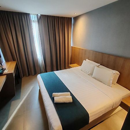 Orange Business Hotel Petaling Jaya Extérieur photo